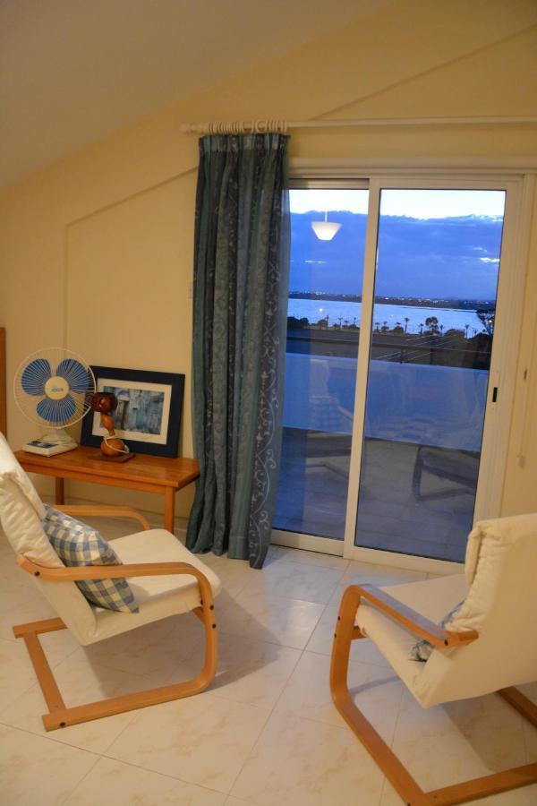 Must Stay - Sea & Salt Lake Panoramic View Apt Larnaca Bagian luar foto