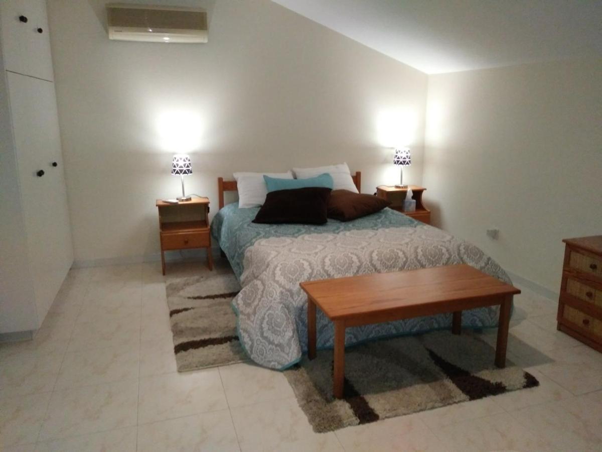 Must Stay - Sea & Salt Lake Panoramic View Apt Larnaca Bagian luar foto